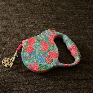 COPY - Lilly Pulitzer Retractable Pet Leash